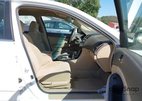 2007 Honda Accord 2.4 Lx z USA, uszkodzony, nr VIN 1HGCM56447A227173